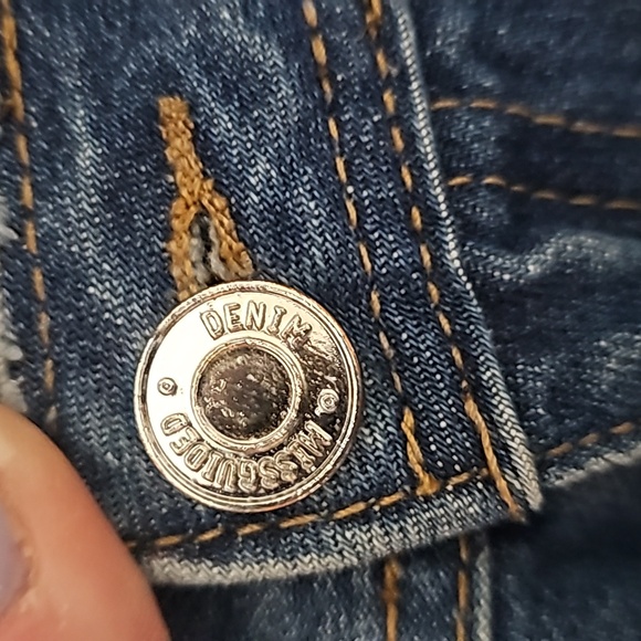 Petite jeans size 6 - Picture 3 of 8